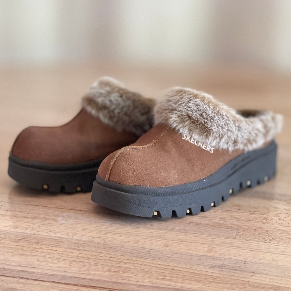 Skechers Brown Suede Mules Faux Fur Trim Chunky Lug Sole Y2K Clogs Size